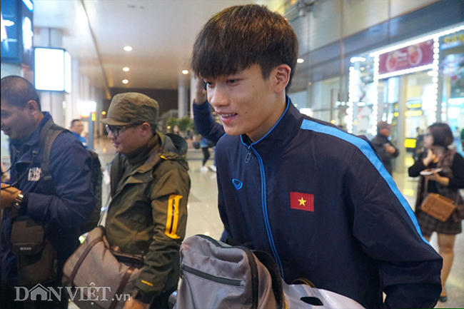 u23 viet nam ve que an tet trong vong tay chao don cua nguoi ham mo hinh anh 8