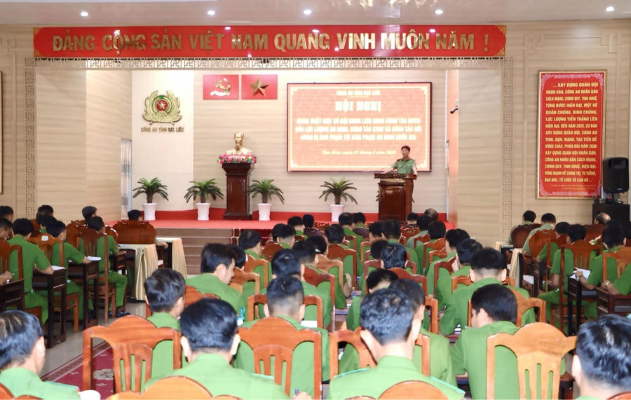 Các đại biểu tham dự Hội nghị.