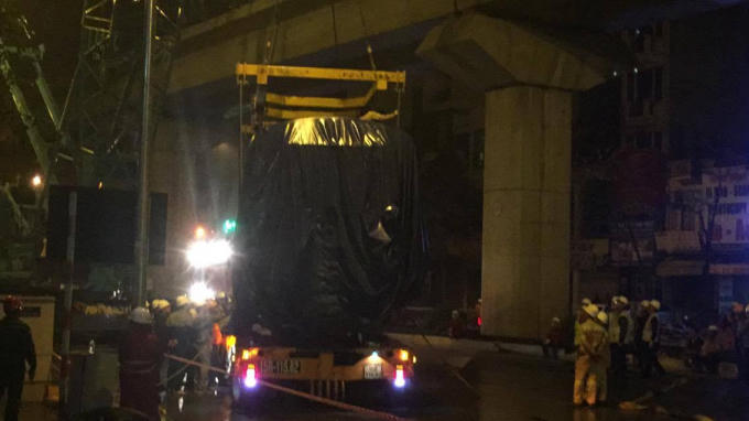 Cận cảnh khớp nối t&agrave;u đường sắt C&aacute;t Linh - H&agrave; Đ&ocirc;ng