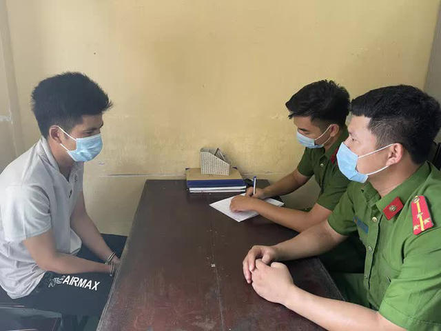 Phạm Văn Việt tại cơ quan Công an.