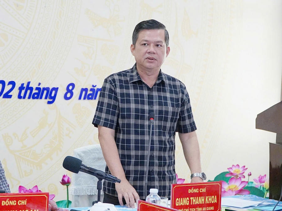 Ông Giang Thanh Khoa, Phó Chủ tịch UBND tỉnh An Giang phát biểu tại buổi làm việc