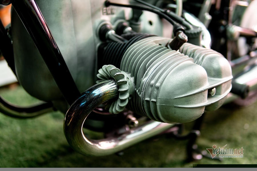 Mô tô cổ BMW R69s 50 năm tuổi giá trăm triệu của dân chơi Sài Gòn - Hình 11