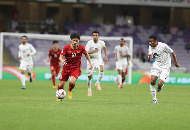 Đội tuyển Việt Nam đã có chiến thắng 2-0 để nuôi hy vọng có mặt tại vòng 1/8