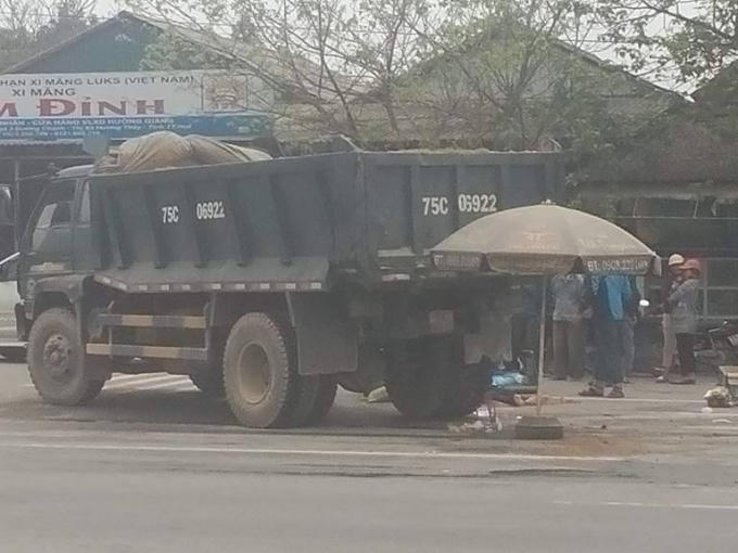 Cú va chạm khiến nạn nhân tử vong tại chỗ.