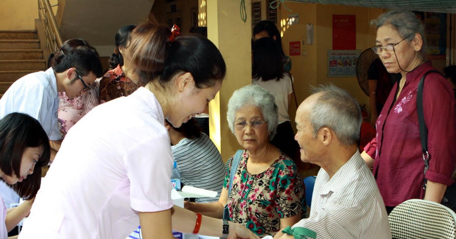 Người cao tuổi cần được thụ hưởng sự chăm sóc về vật chất, sức khỏe, tinh thần sau quãng đời cống hiến và lao động. (Ảnh minh họa - Nguồn: VGP)