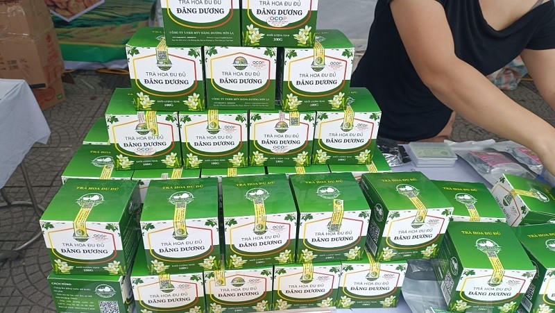 Sản phẩm trà hoa đu đủ.