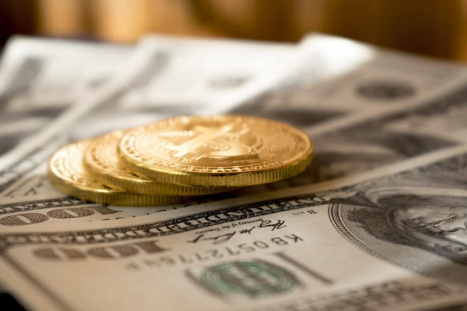 Giá Bitcoin diễn biến tích cực trong 72 giờ qua nhưng vẫn chưa thể chạm ngưỡng 10.000 USD. (Ảnh: unsplash)