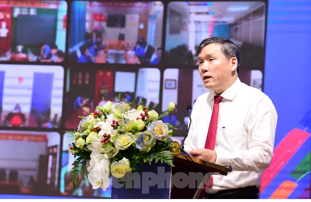 \"Sứ