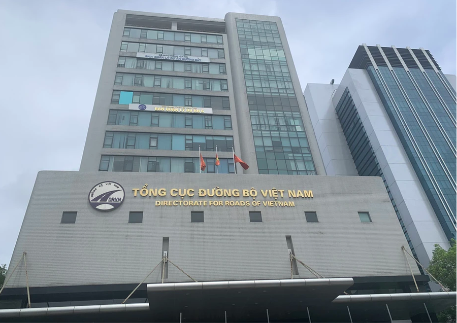 Cục Đường bộ Việt Nam sau khi hợp nhất được kế thừa toàn bộ nhiệm vụ của Cục Đường bộ Việt Nam và Cục Đường cao tốc Việt Nam.