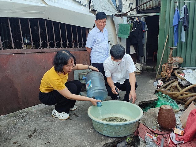 Chủ động các biện pháp phòng, chống sốt xuất huyết. (Ảnh: VGP/Thiện Tâm).