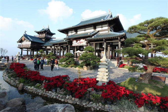 Sự thanh bình và nhẹ nhàng của Zen Garden chắc chắn sẽ làm thoả lòng những vị khách đang tìm kiếm một không gian thư giãn, thanh tịnh.