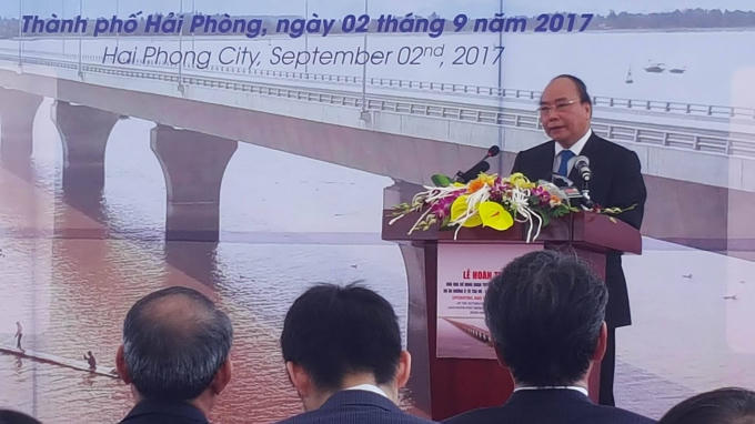 Thủ tướng Chính phủ Nguyễn Xuân Phúc đến dự và phát lệnh thông xe công trình.