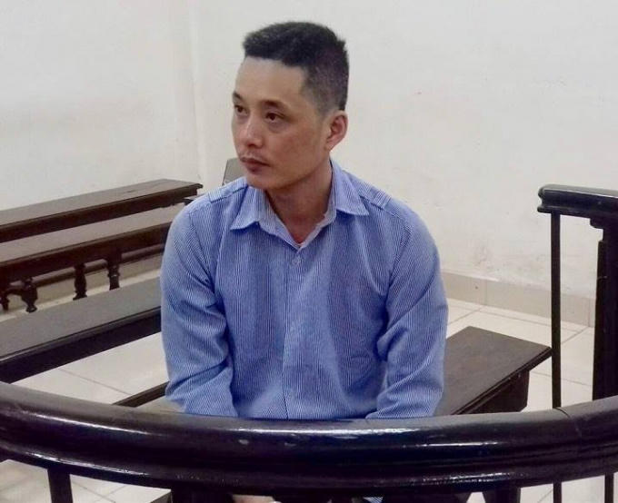 Trường trước vành móng ngựa trong phiên tòa.