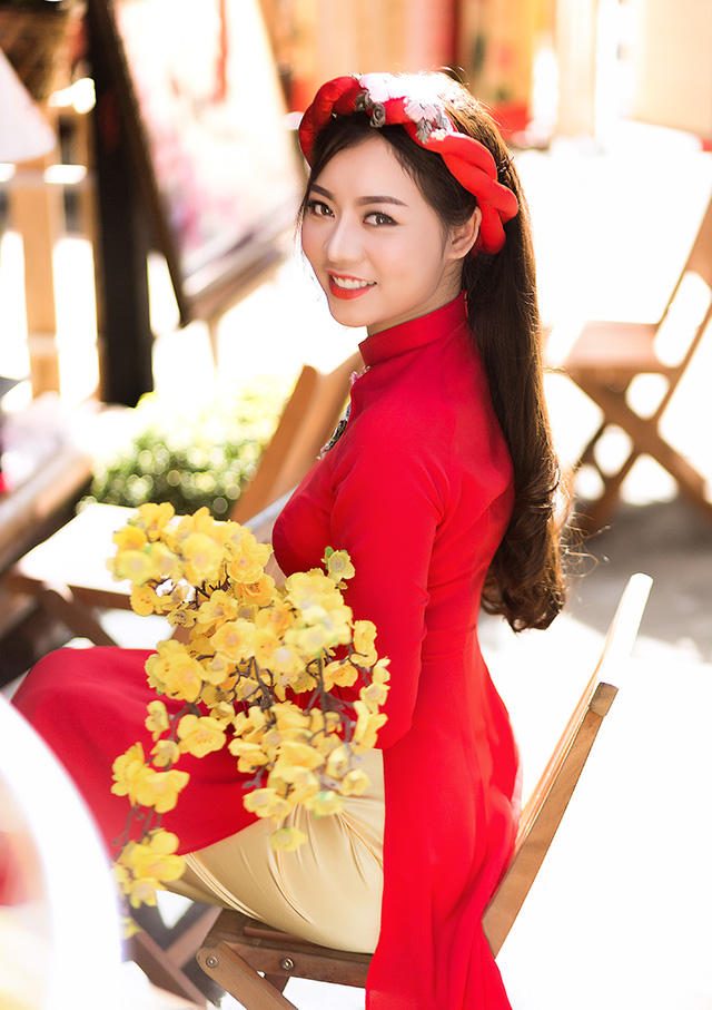 Trần Thanh Trúc, 22 tuổi, ngụ tại quận Tân Phú, TP.HCM. Cô là một thu ngân có sở thích đơn giản là ăn uống và