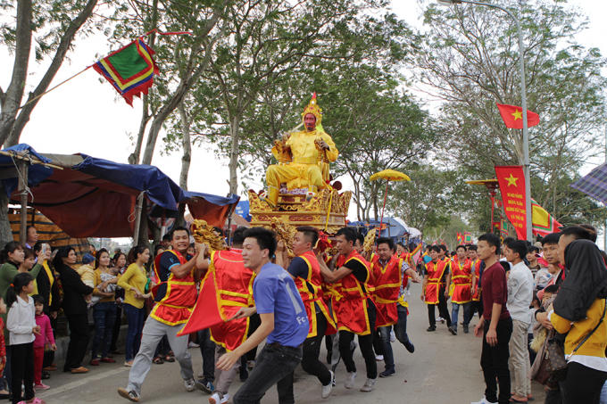 H&agrave; Nội: Độc đ&aacute;o lễ rước