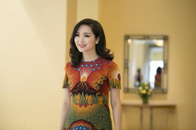 Hoa hậu Đền Hùng Giáng My làm đại sứ cuộc thi Người mẫu – Nữ hoàng Đá quý Việt Nam 2016
