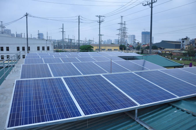 Thủ đ&ocirc; đẩy mạnh ph&aacute;t triển điện mặt trời &aacute;p m&aacute;i