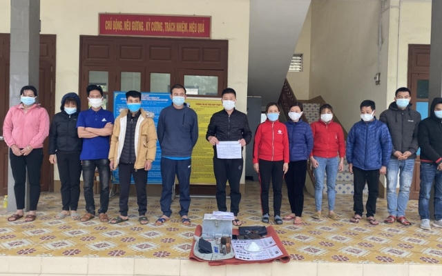 Yên Bái: Đột kích, phát hiện 14 con bạc đang sát phạt nhau