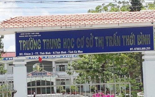 Trường THCS thị trấn Thới Bình nơi xảy ra vụ việc