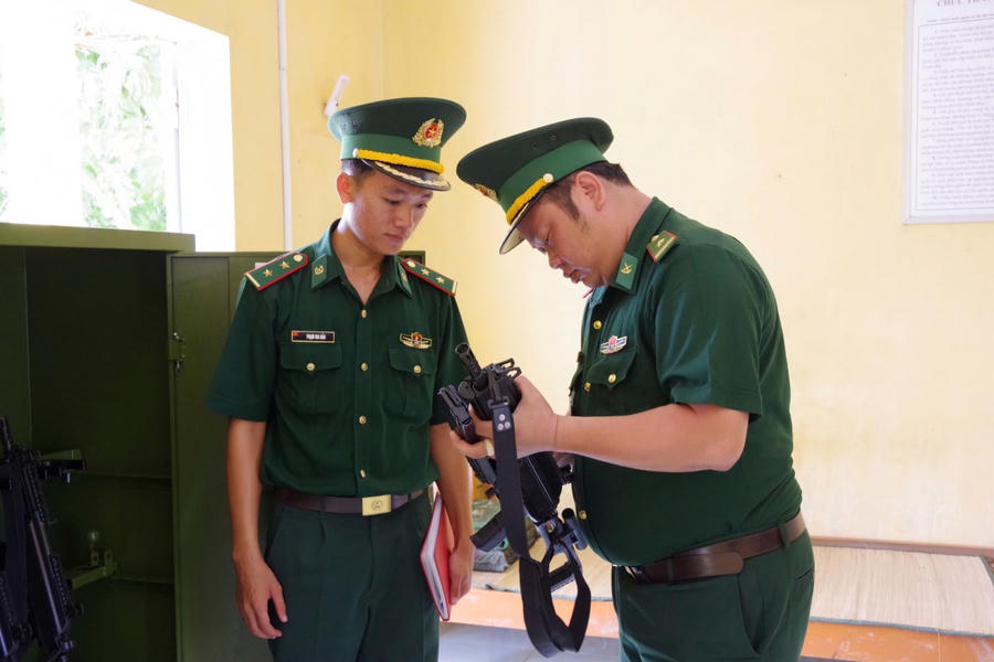 Kiểm tra công tác đảm bảo vũ khí, trang bị