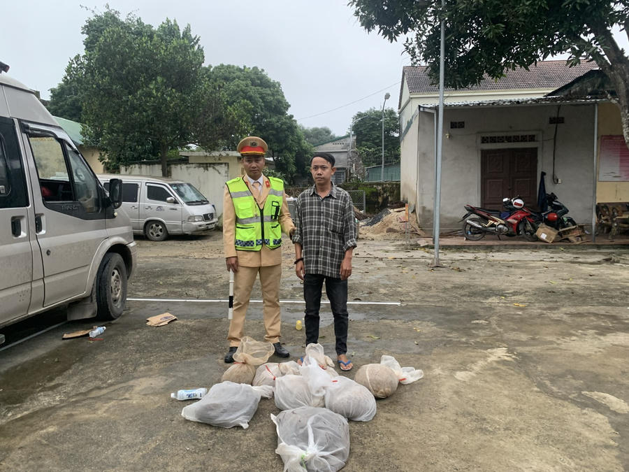 van-chuyen-dong-vat-hoang-da