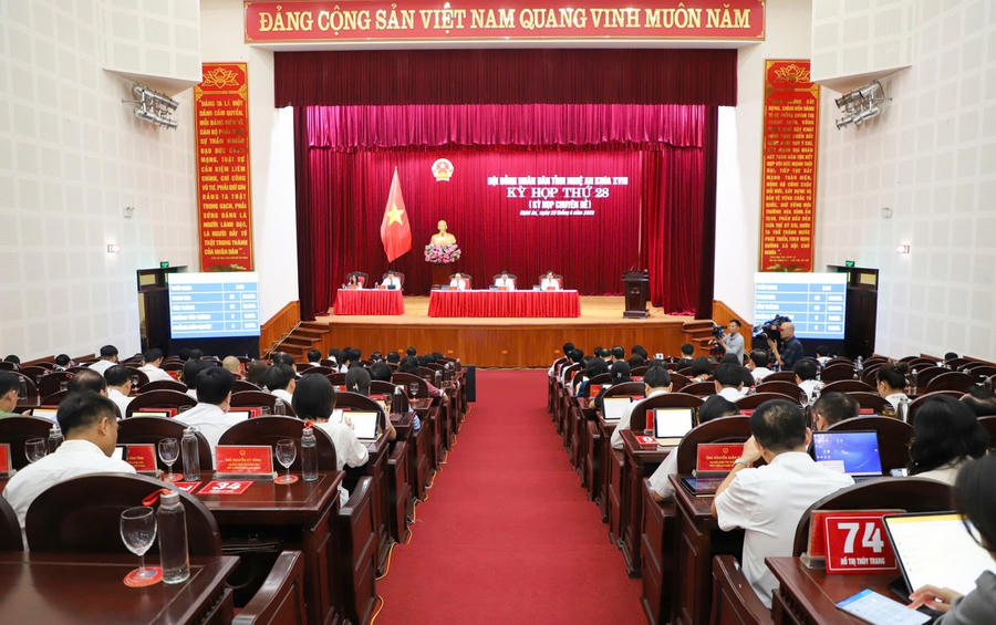 Kỳ họp thứ 28 HĐND tỉnh khóa XVIII quyết nghị nhiều nội dung quan trọng.