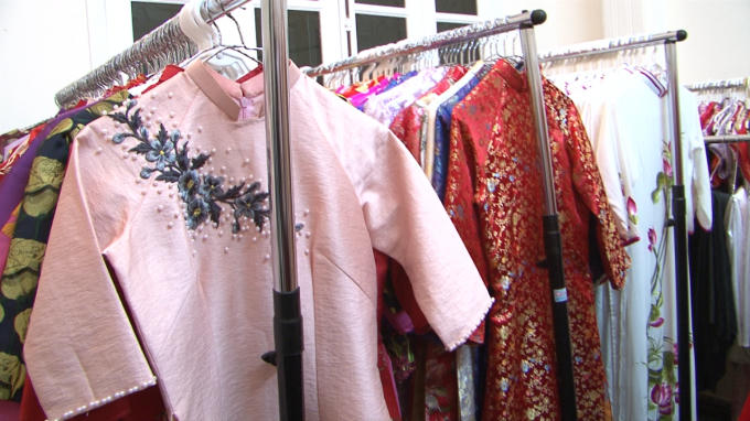 Bản tin Thời trang Plus số 10: NTK Kim Anh Phạm và áo dài The Jovial Studio