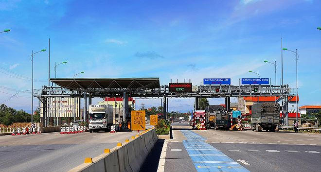 Triển khai ETC gặp khó do nhiều quy định chưa tạo điều kiện cho người dân sử dụng dịch vụ.