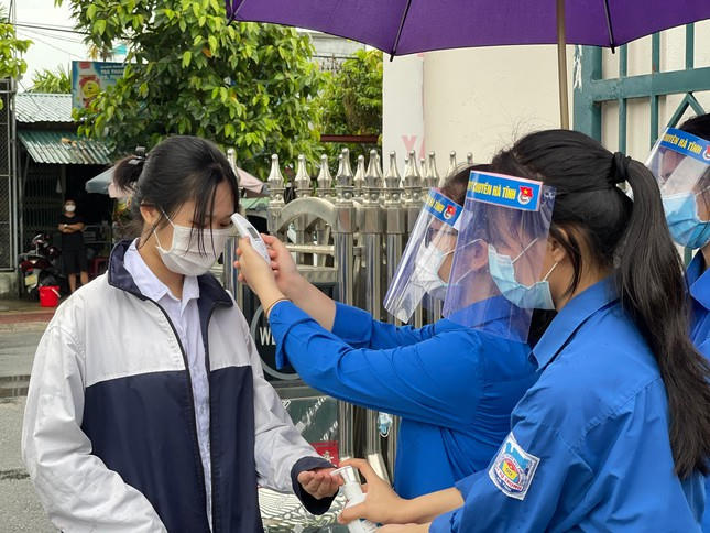 43520ab41f89e9d7b098-7470