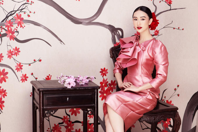 H&agrave; Thu tặng fan th&ecirc;m 2 video clip hậu trường l&uacute;c ghi &acirc;m