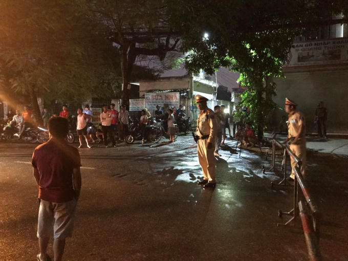 Live: Xuy&ecirc;n đ&ecirc;m v&acirc;y bắt đối tượng &ocirc;m