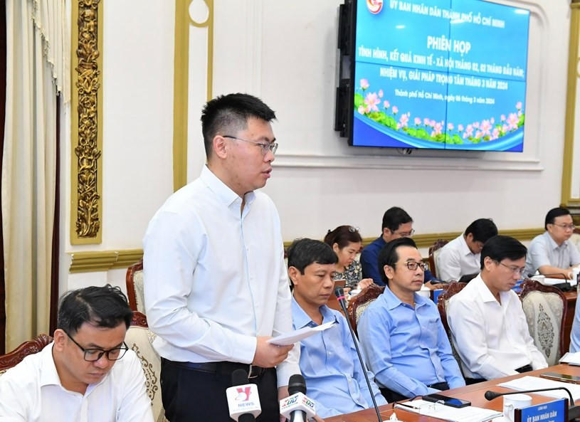 Phó Viện trưởng Viện Nghiên cứu phát triển TP.HCM Trương Minh Huy Vũ phát biểu
