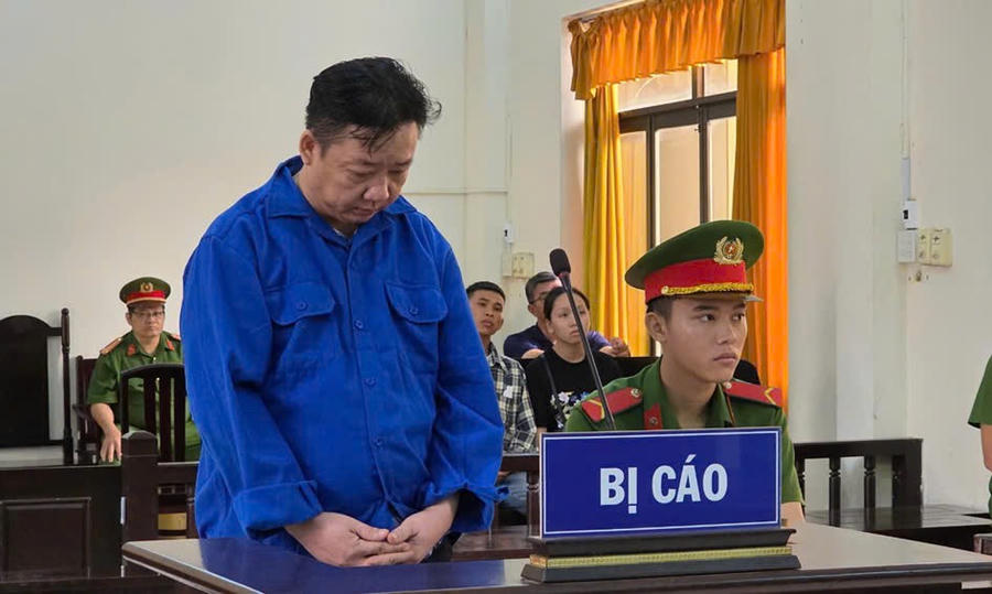 Bị cáo Khởi tại phiên toà