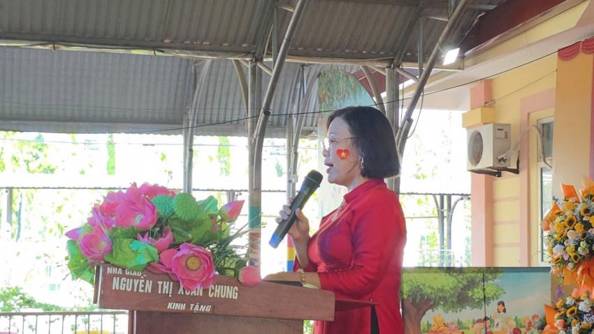 Cô giáo Nguyễn Thị Thanh Tâm - Hiệu trưởng trường Mầm non Hoa Mai.