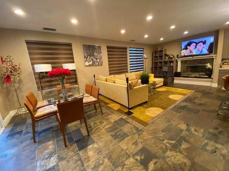 Phòng khách. Ảnh: NSCC