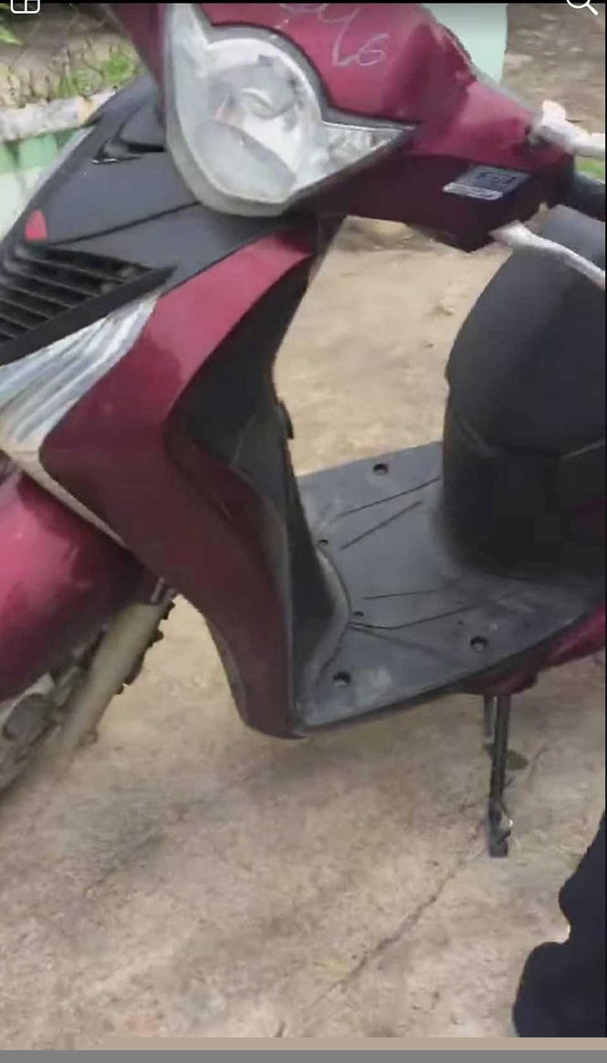 Chiếc xe máy ông An xử dụng đến nơi nhận hối lộ. Ảnh: Tân Châu