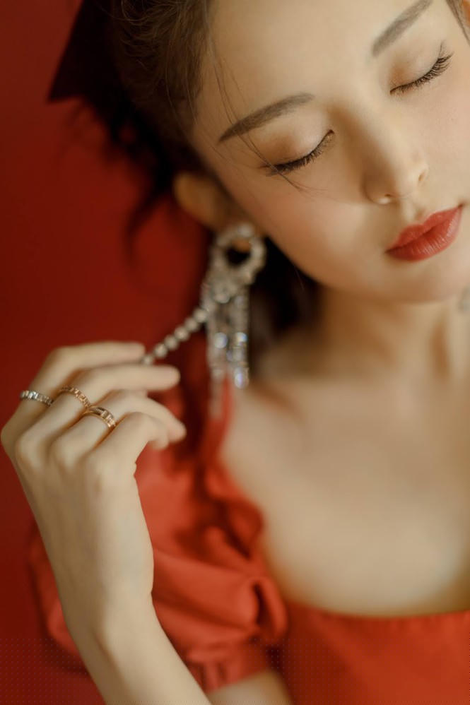 Say đắm nhan sắc 'gây thương nhớ' của người đẹp Tân Cương - ảnh 9