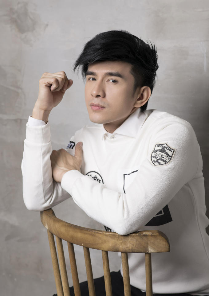 Đan Trường bắt tay với Nguyễn Hồng Thuận trong ca kh&uacute;c &ldquo;Đời t&agrave;i xế&rdquo;