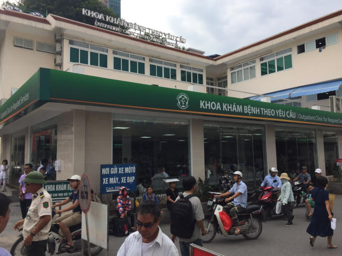 Trong suốt thời gian nghỉ lễ từ 1-3/9/2018, Khoa KBTYC của BV Bạch Mai vẫn làm việc bình thường.