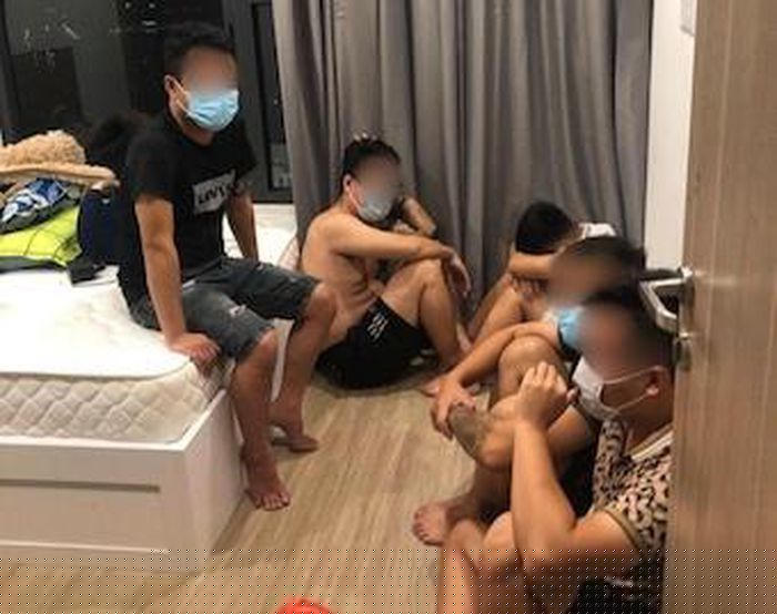 Lực lượng chức năng tạm giữ hình sự 5 đối tượng sử dụng ma túy