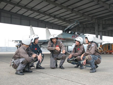 Việt Nam sắp có ba trung đoàn trang bị tiêm kích Su-30MK2