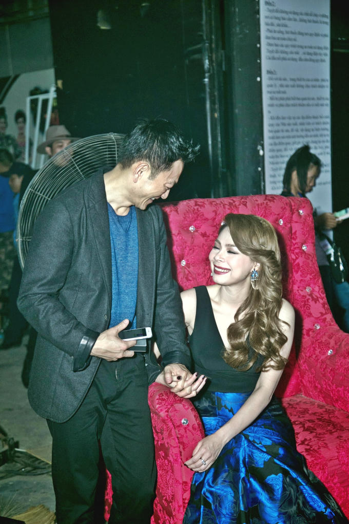 Thanh Thảo v&agrave; bạn trai.