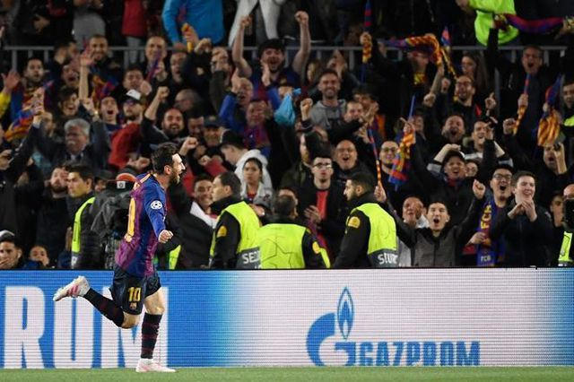 Messi ghi dấu ấn với cú đúp vào lưới Man Utd ở hiệp 1