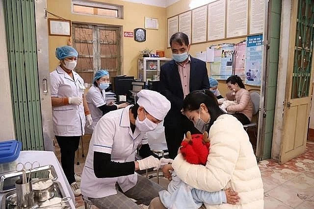 Triển khai tiêm vaccine sởi tại thành phố Cao Bằng (Ảnh: Trung tâm Kiểm soát bệnh tật Cao Bằng).