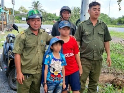 Hai cháu bé được tìm thấy ở ven đường Võ Nguyên Giáp (thành phố Biên Hòa, Đồng Nai), cách nhà khoảng 45km