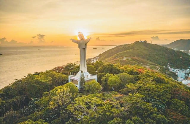 Núi Tao Phùng điểm thu hút khách du lịch tại Vũng Tàu