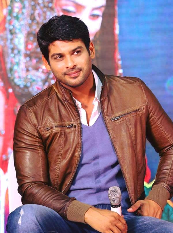 Nam diễn viên Siddharth Shukla (Thanh tra Shiv). Ảnh: Internet