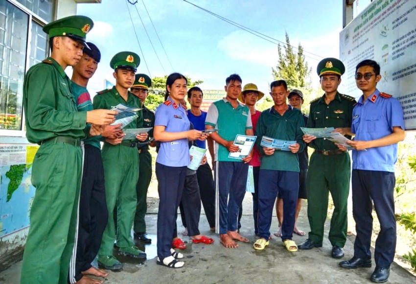 Hoạt động thể hiện sự gắn kết giữa lực lượng Bộ đội Biên phòng và Viện Kiểm sát trong công tác tuyên truyền, phổ biến pháp luật