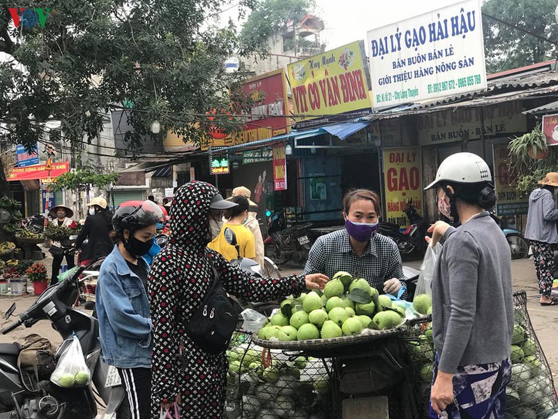 anh: nguoi ha noi binh tinh trong nhung ngay