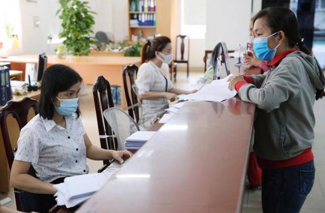 Cán bộ, công chức, viên chức sẽ bị cho nghỉ việc ngay trong những trường hợp nào?